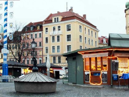 Photo: Wiener Platz